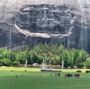 Meet your Posher, Picis